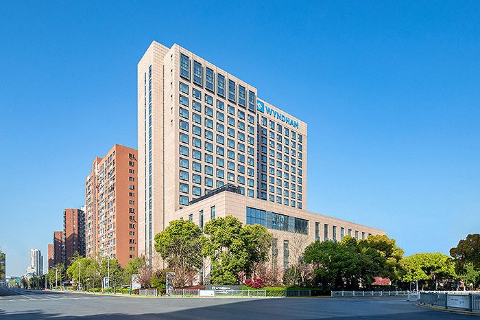 数字化重塑城市生活”是全面建设社会主义现代化国家的首要任务